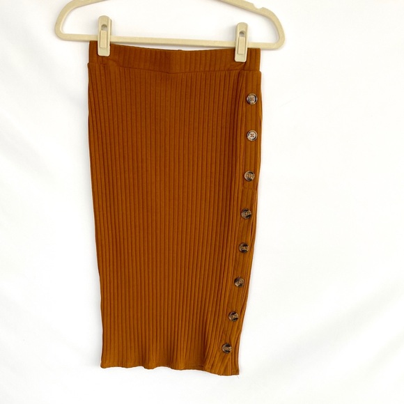 Tan Button Up Midi Skirt - Picture 2 of 3